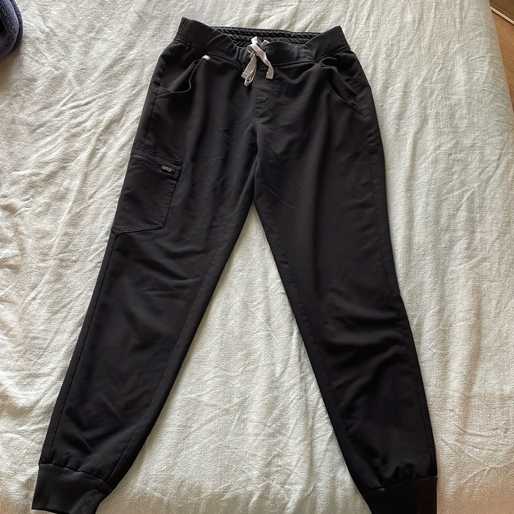 Figs Small Black Jogger Scrub Pants